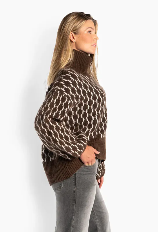 HÉST - Fam New Pattern - Dark Earth