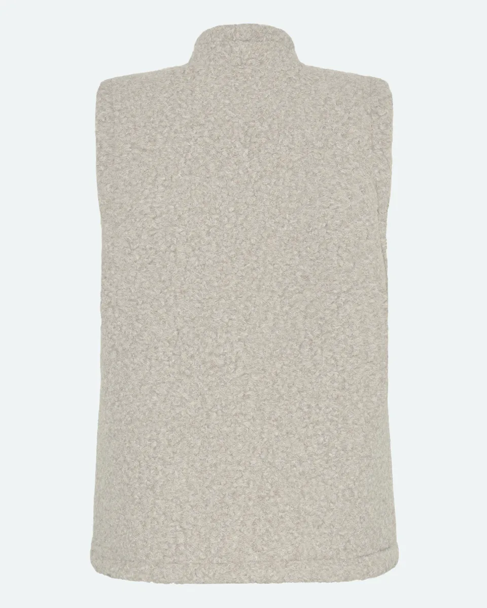 MOVES - KITTAH VEST 
